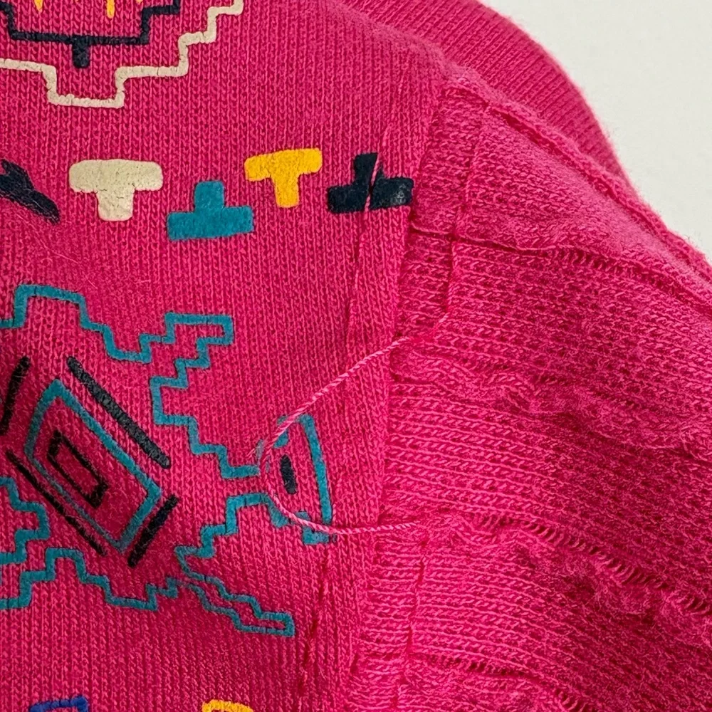 Vintage 90s Women’s Fuchsia Embroidered Long Sleeve Pullover - Picture 4 of 16